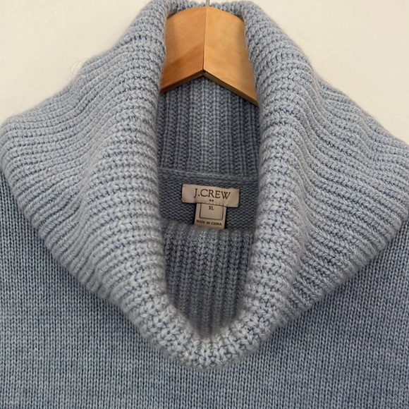 J.Crew Wool Blend Size XL Sky Blue Turtleneck Sweater - Picture 2 of 4